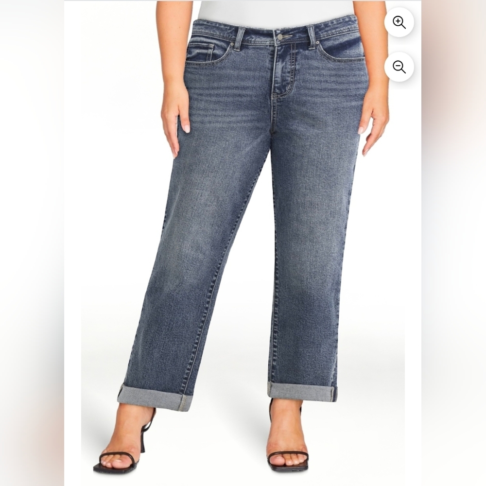 Time and Tru Women's High Rise Relaxed Boyfriend Jeans